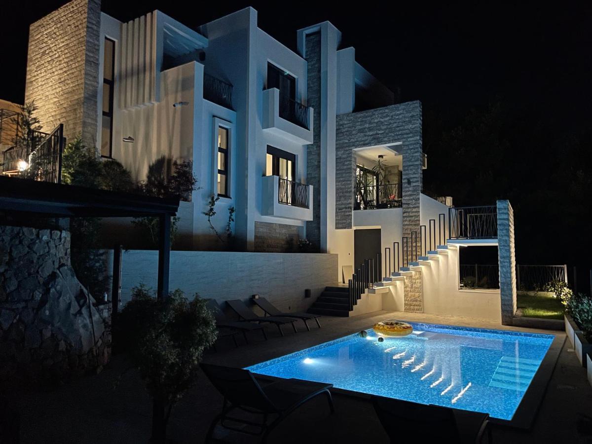Villa Pine Bar Buitenkant foto