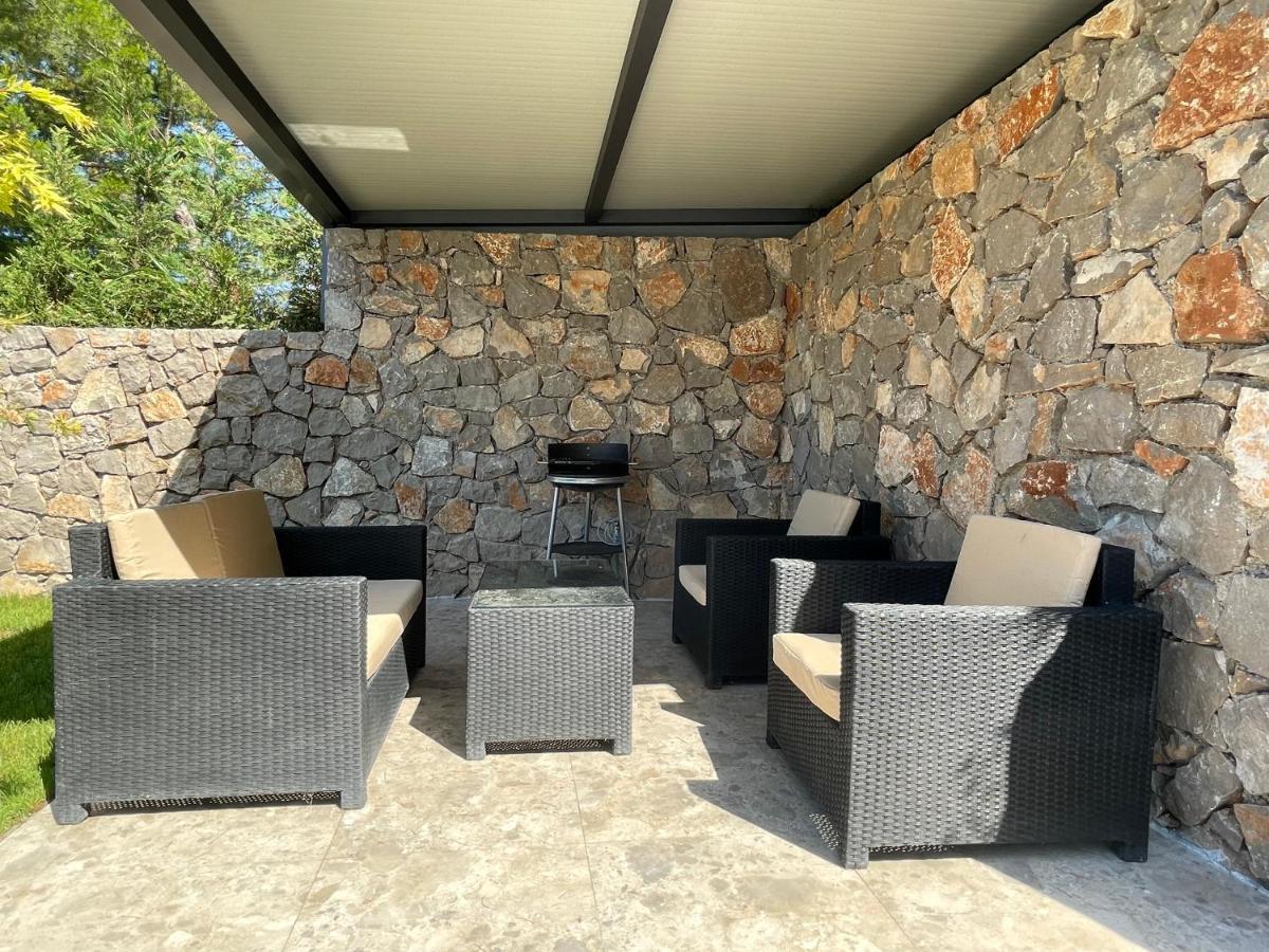 Villa Pine Bar Buitenkant foto