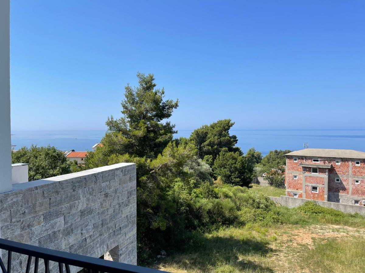 Villa Pine Bar Buitenkant foto