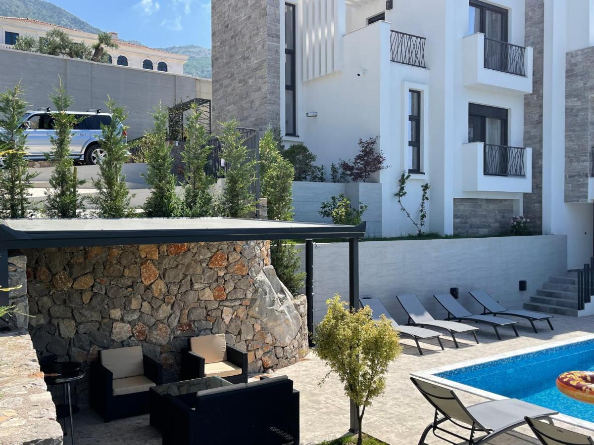 Villa Pine Bar Buitenkant foto