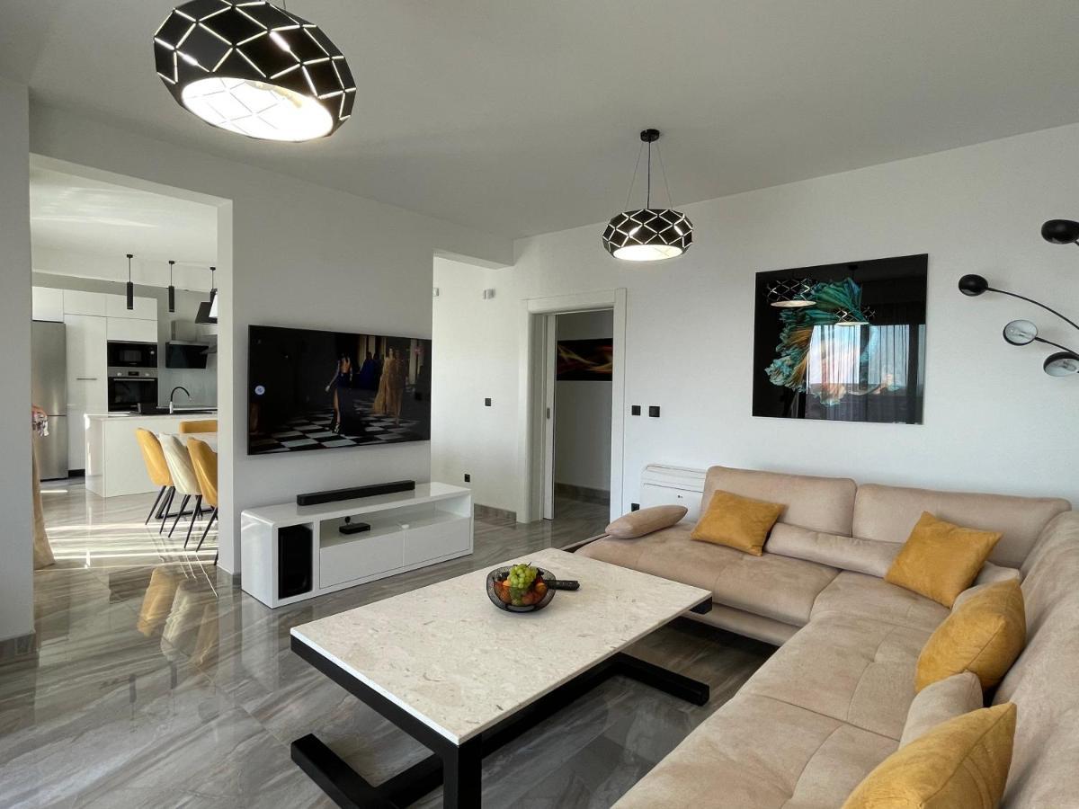 Villa Pine Bar Buitenkant foto